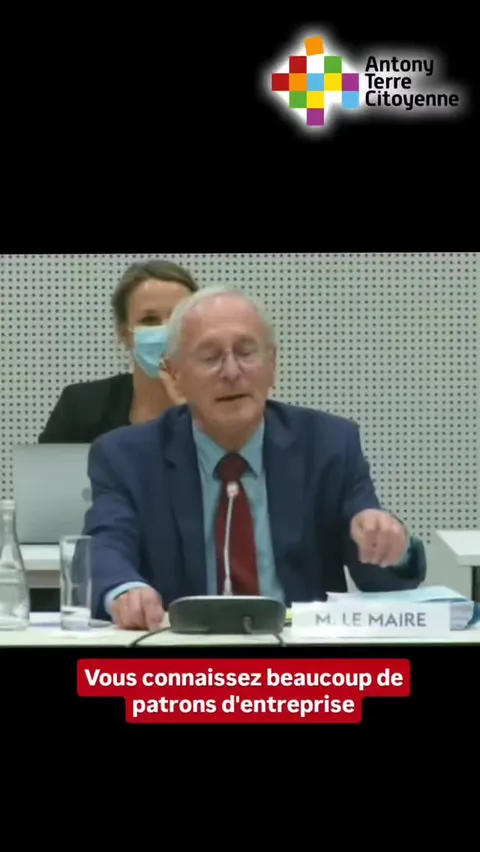 Image de la vidéo « Les frais du maire », avec un bouton de lecture ; la vidéo s’ouvre sur Facebook.